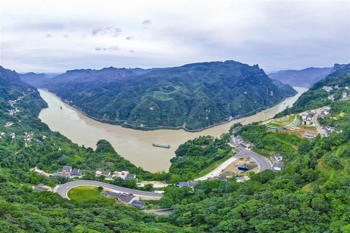 Three 5A-level Scenic Spots in series on the Three Gorges Highway