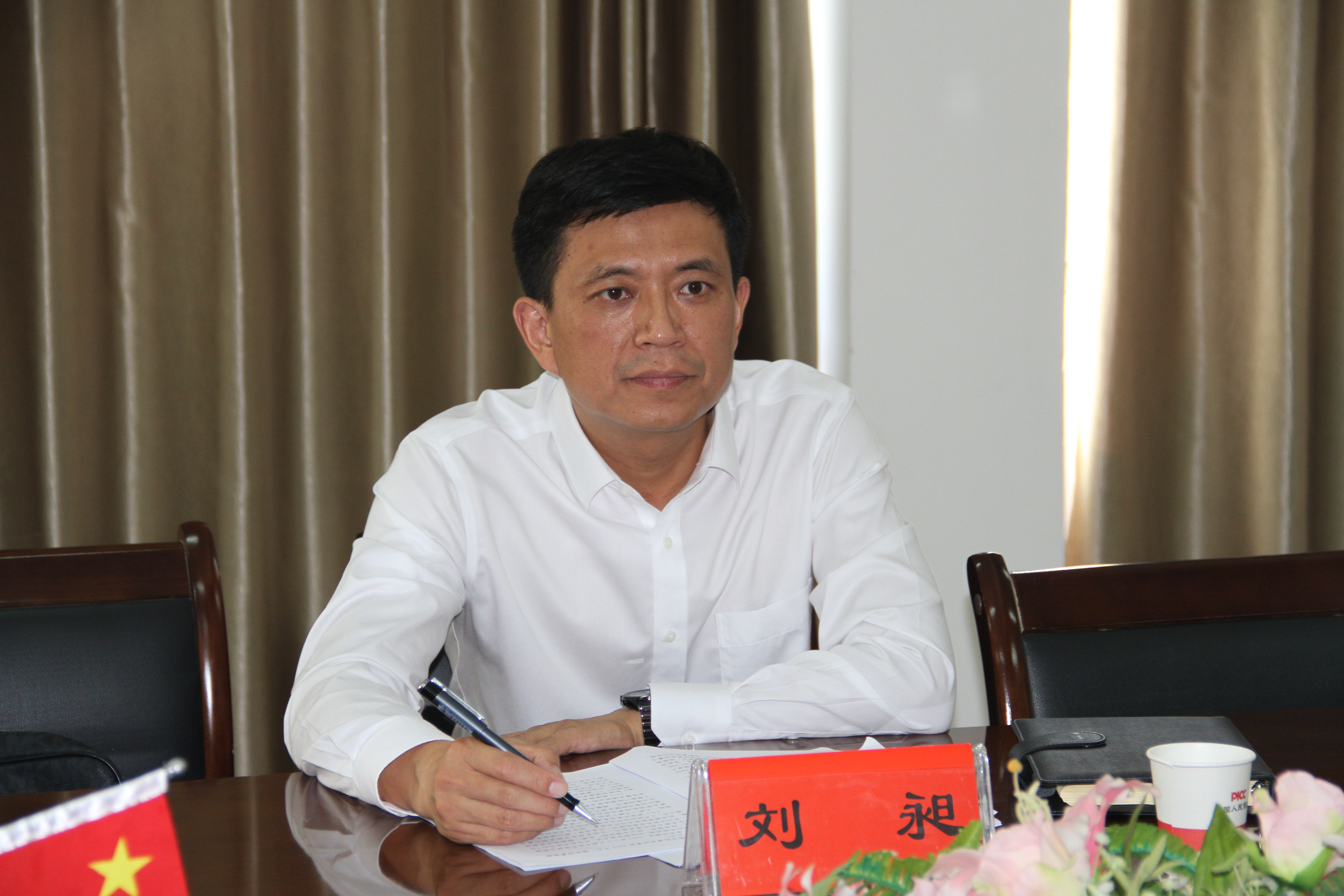 枝江市政府副市长调研枝江医疗保障工作
