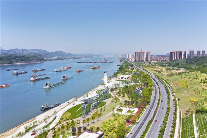 Wonderful Landscape along Yangtze River