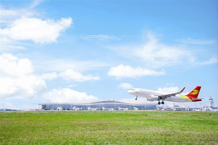 Yichang Steps into New Aviation Age