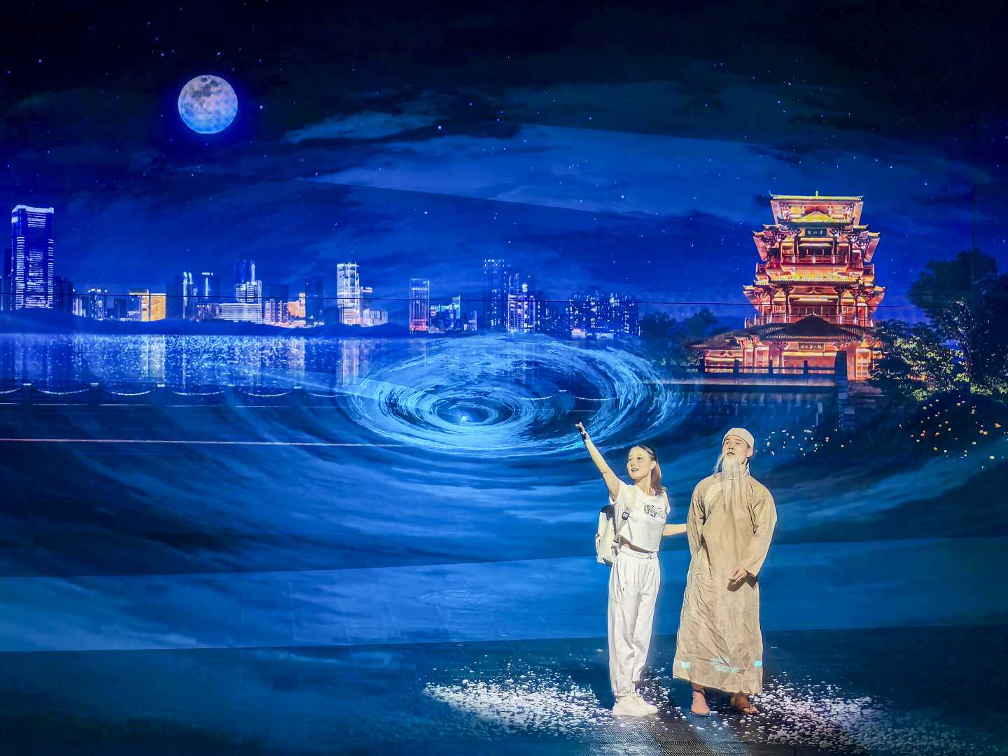 “Eternal Love for the Three Gorges” opens rehearsal to public