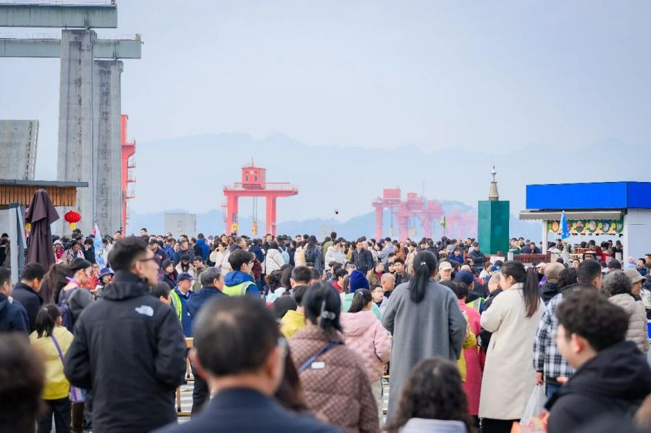 三峡大坝旅游区一季度接待游客超56万人 创历史新高