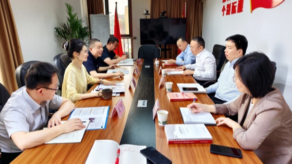 三峡大学经济与管理学院到市社科联调研走访